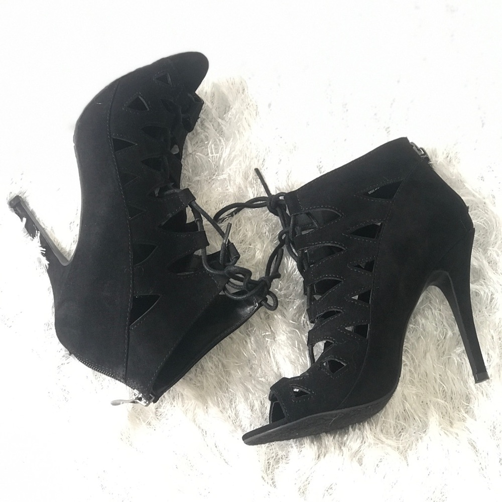 Chinese Laundry Black Heels